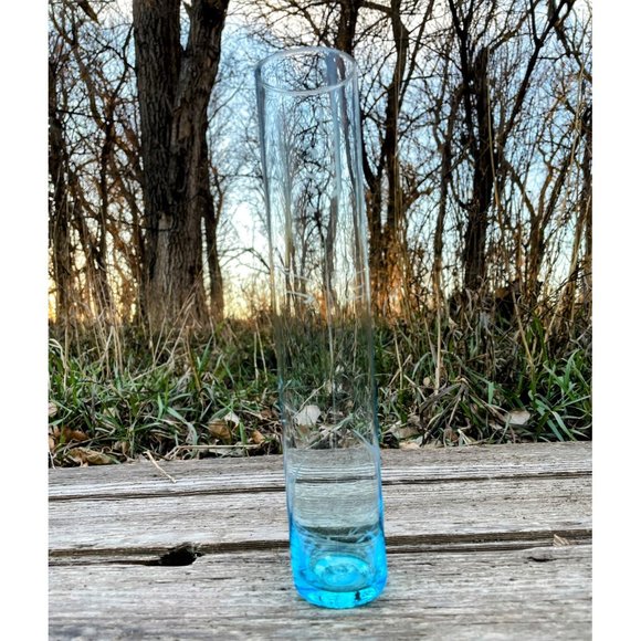 Vintage Turquoise Blue Clear Tint Etched Tall Bud Flower Vase 9.5" - Picture 9 of 14